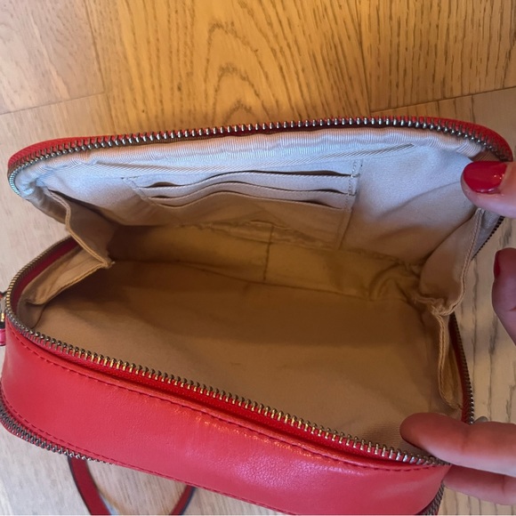 Banana Republic Harper Double-Zip Camera Crossbody - Picture 4 of 8